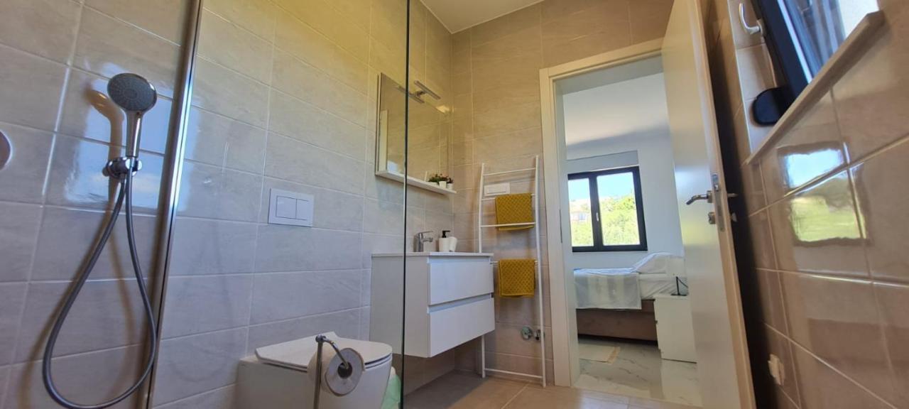 Apartmani Mariosa เวอร์บนิค ภายนอก รูปภาพ